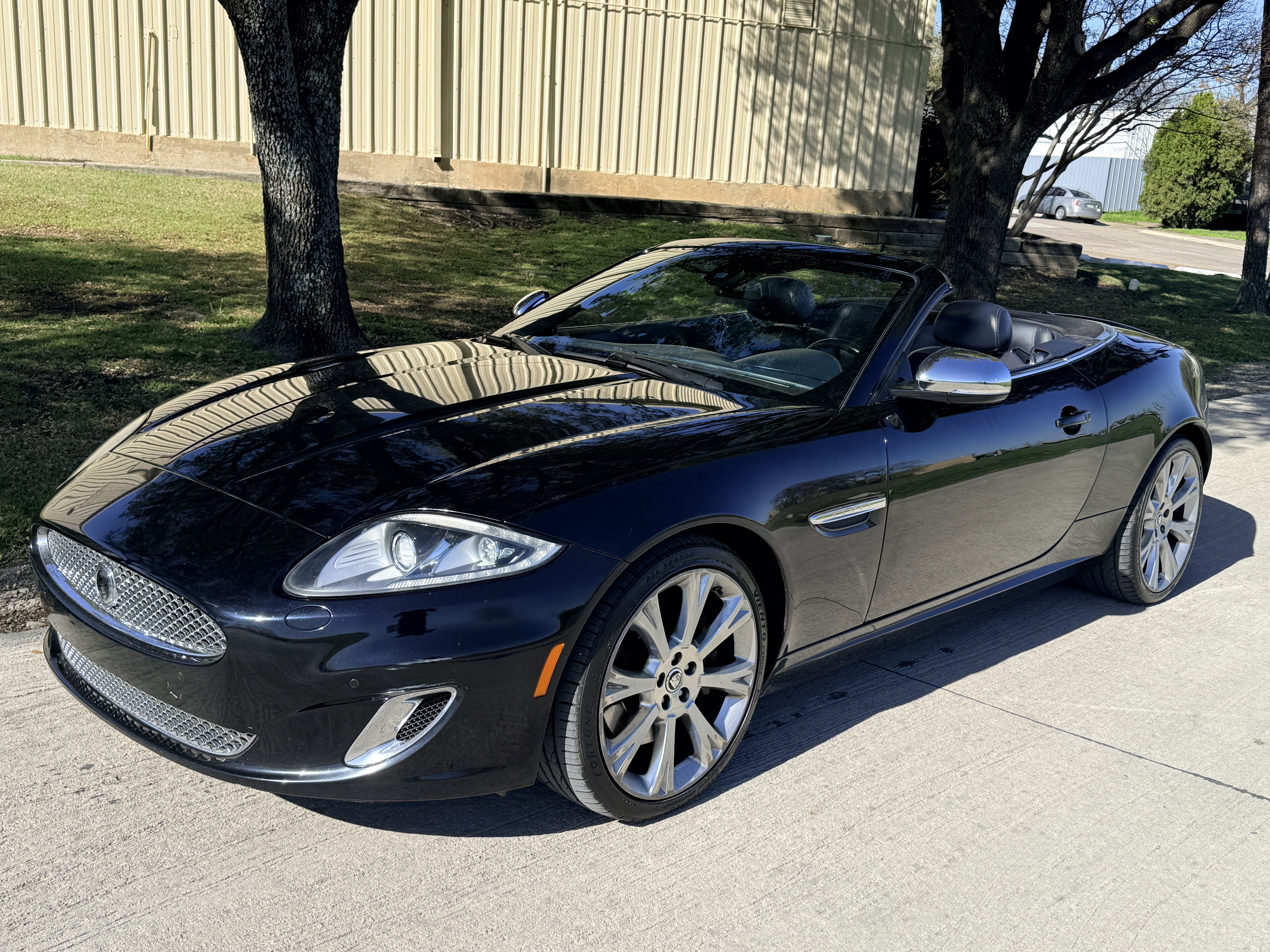 Used 2013 Jaguar XK Convertible RWD image 10