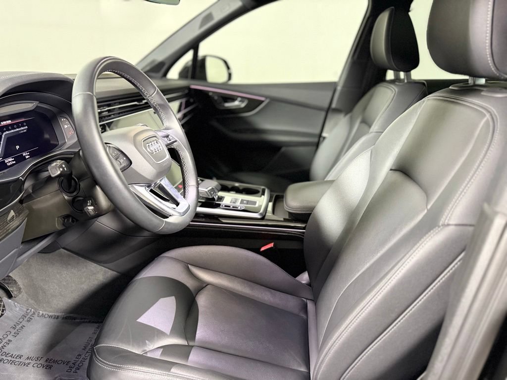 Used 2025 Audi Q7 3.0T Premium Plus AWD/4WD image 19