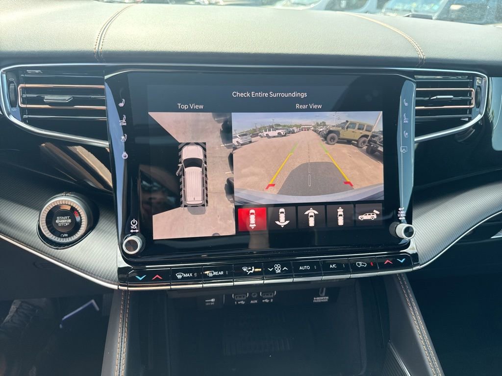 New 2026 Jeep Grand Wagoneer Summit AWD/4WD image 14