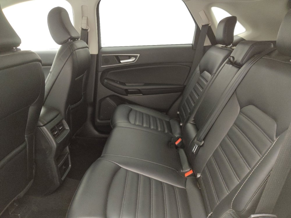 Used 2023 Ford Edge SEL image 18
