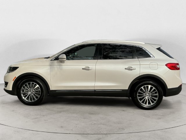 Used 2016 Lincoln MKX Select w/ Select Plus Package AWD/4WD image 8