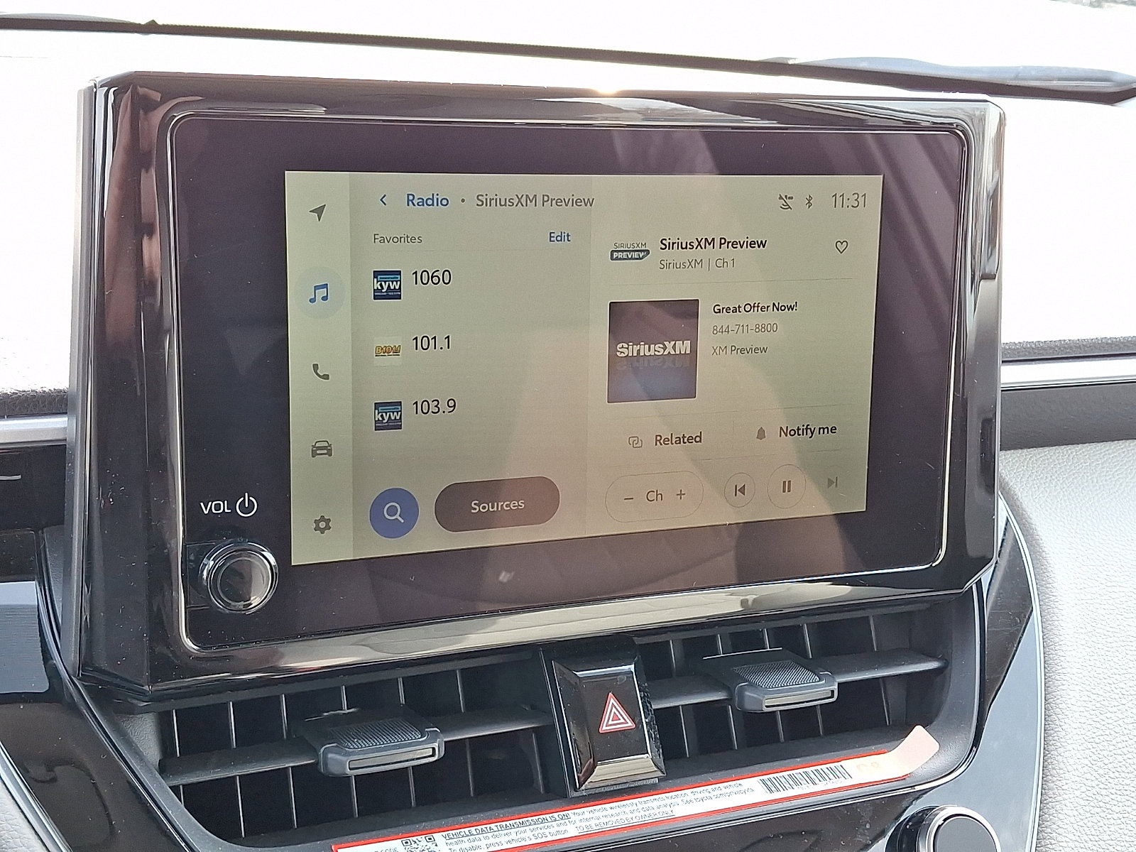 Used 2025 Toyota Corolla Cross L image 16