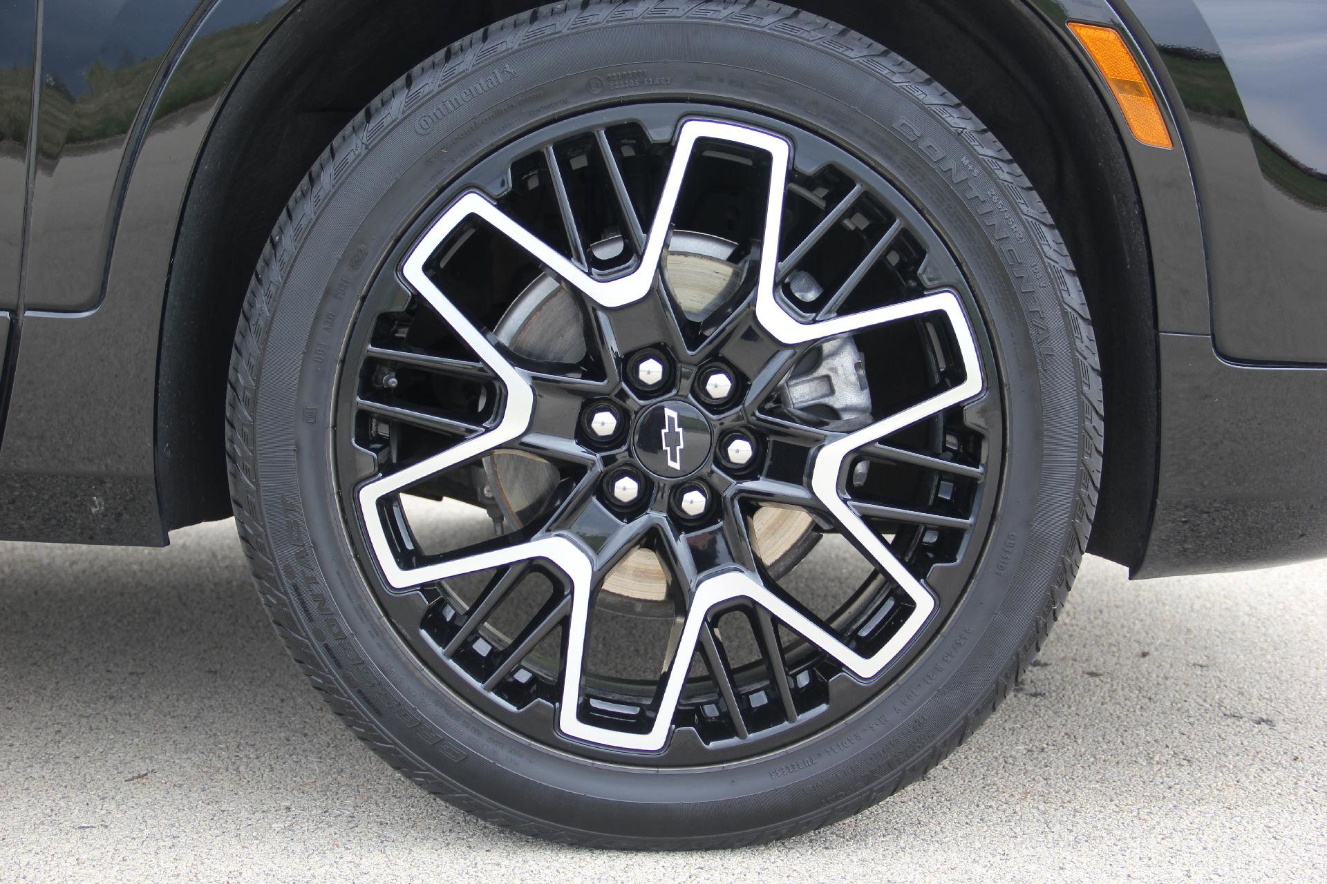 Certified 2023 Chevrolet Blazer RS w/ Driver Confidence II Package image 11