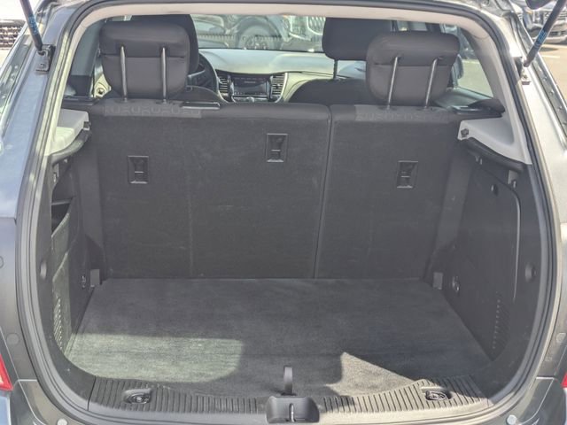 Used 2020 Chevrolet Trax LS FWD image 12