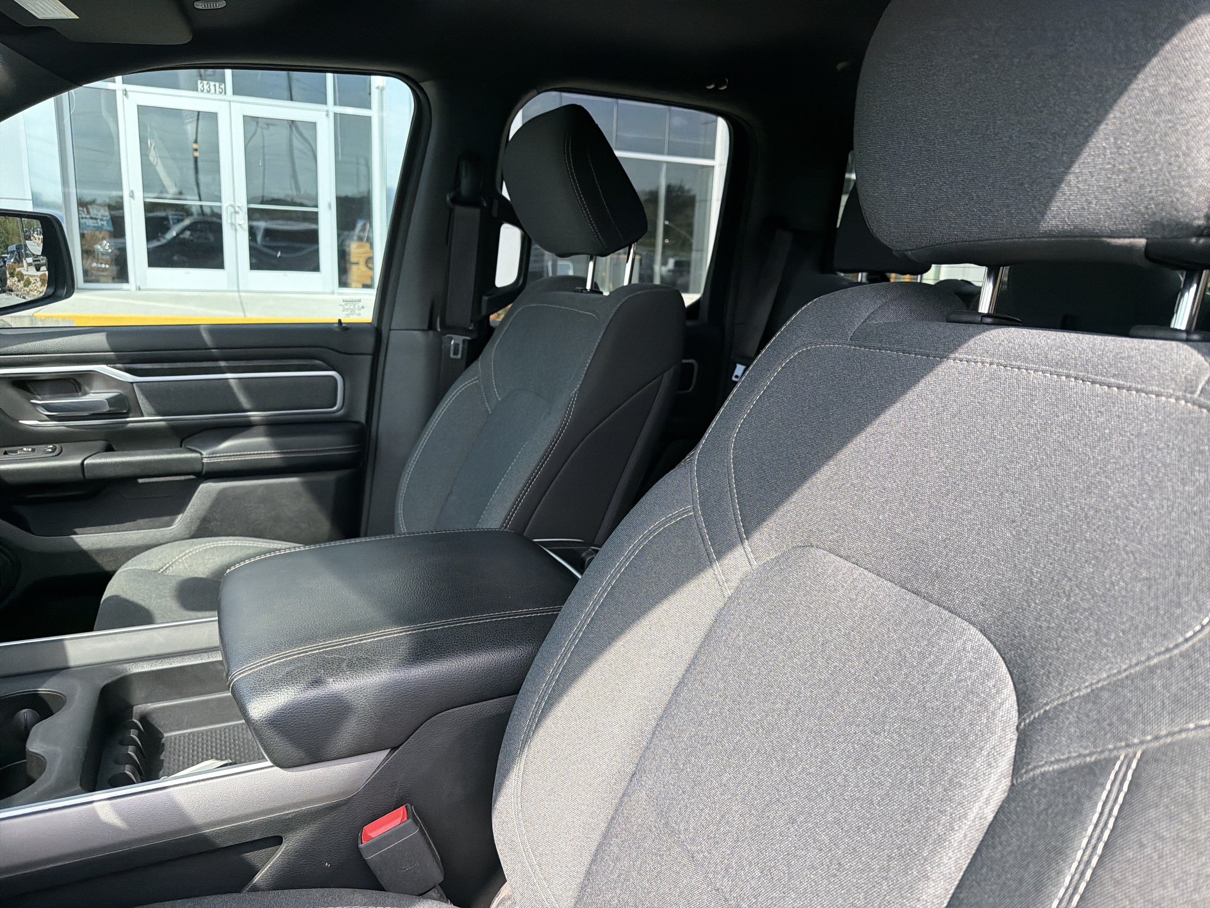 Used 2021 RAM 1500 Big Horn RWD image 17
