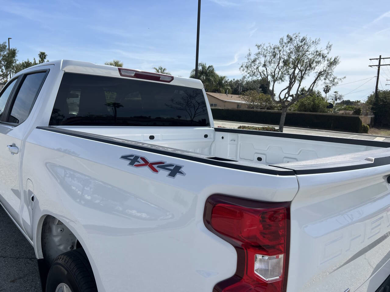 Used 2022 Chevrolet Silverado 1500 LT image 13