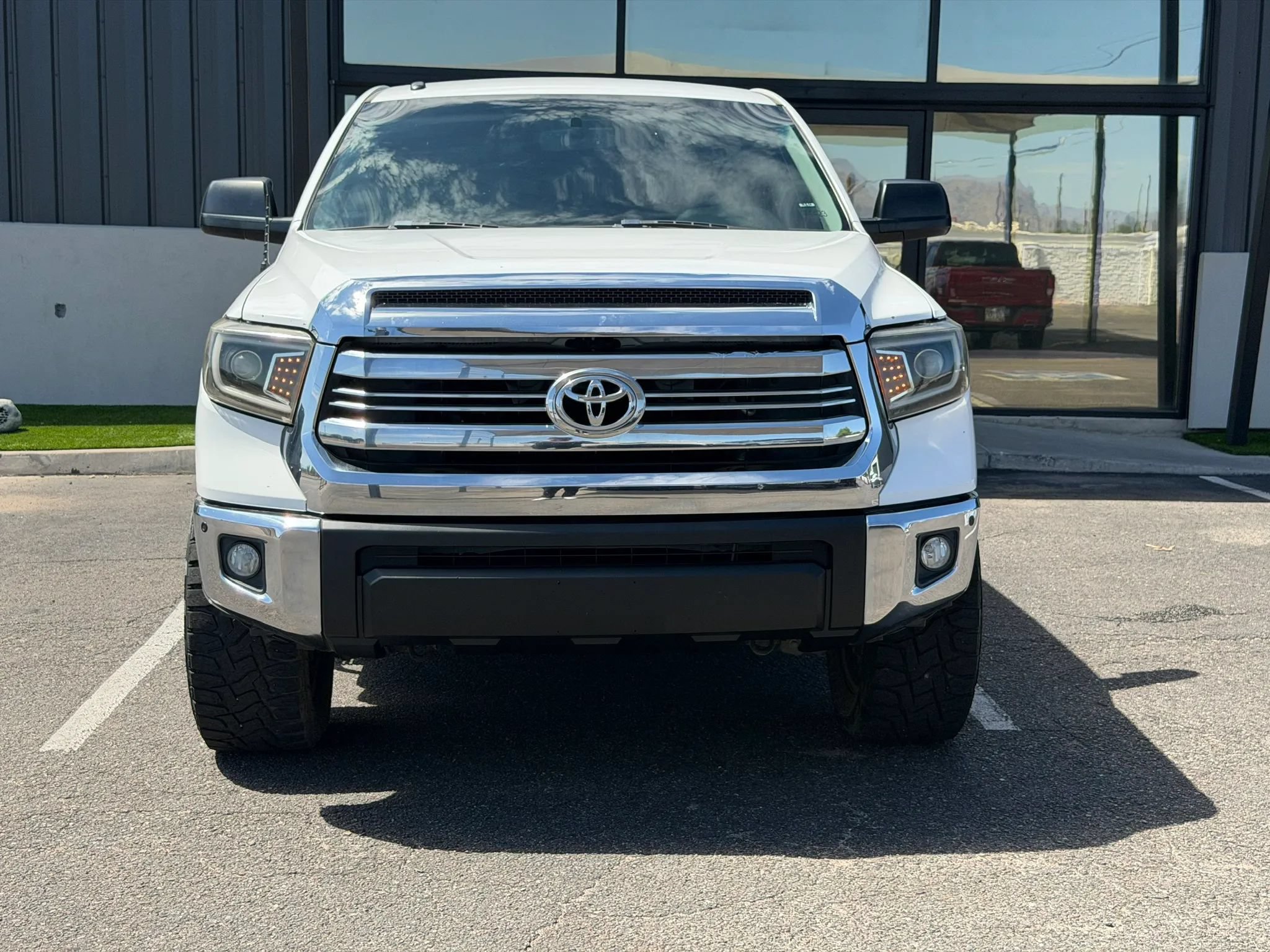 Used 2016 Toyota Tundra SR5 w/ SR5 Upgrade Package RWD image 14