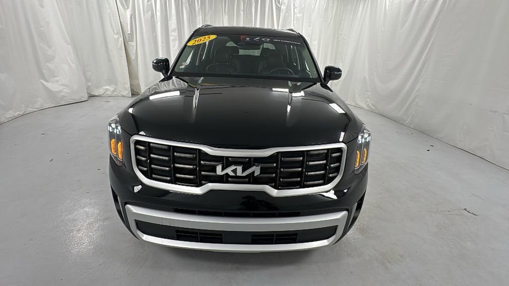 Used 2025 Kia Telluride S image 8