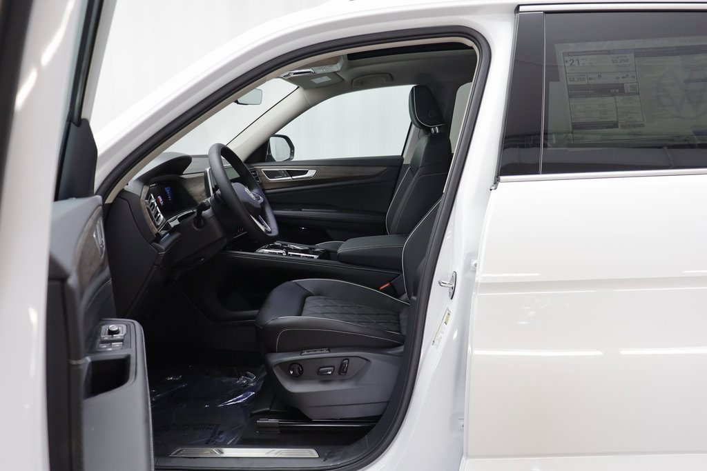 New 2026 Volkswagen Atlas SEL Premium R-Line image 6