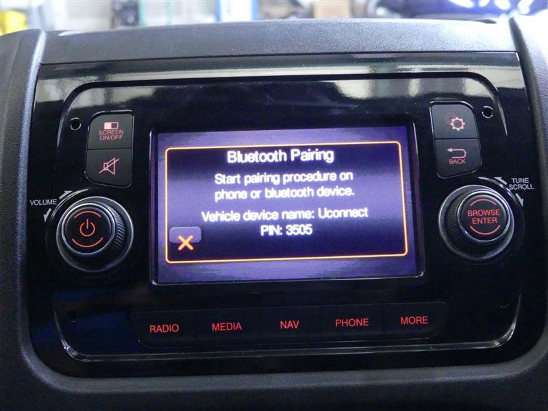 Used 2020 RAM ProMaster 2500 w/ Interior Convenience Group image 12