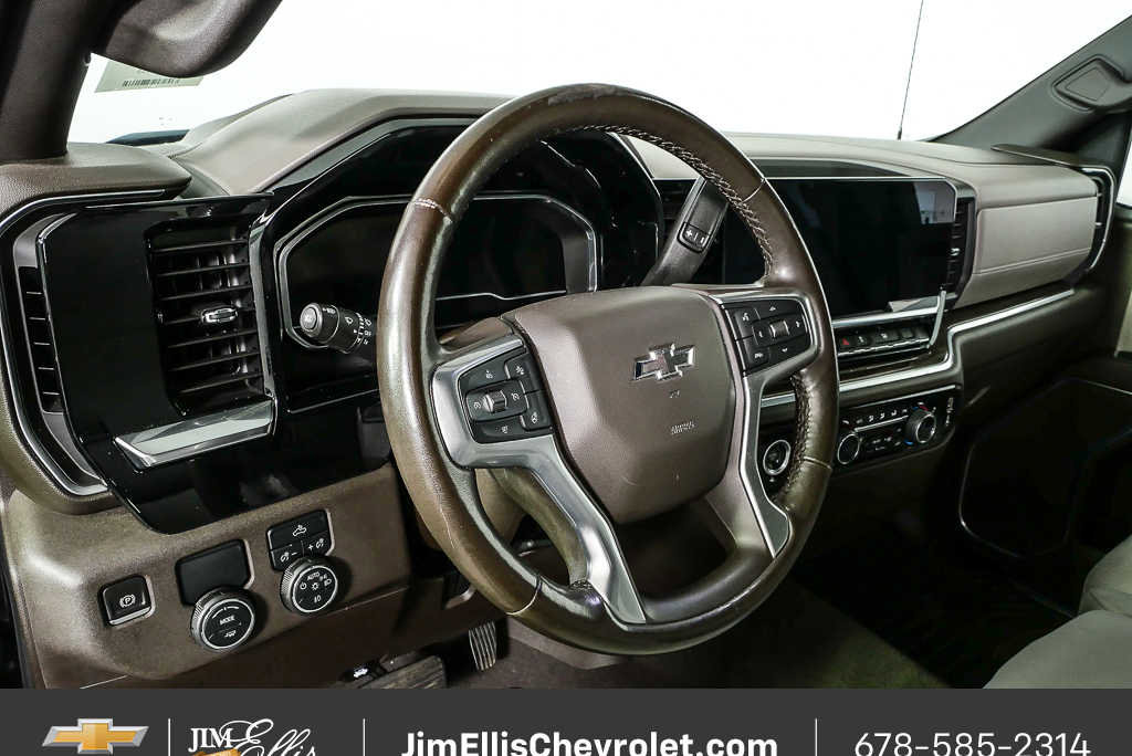 Certified 2022 Chevrolet Silverado 1500 RST RWD image 4