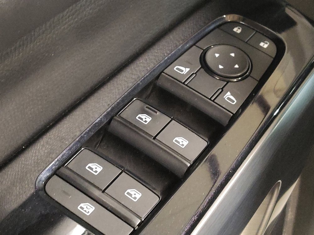 Used 2022 Nissan Pathfinder SL image 27