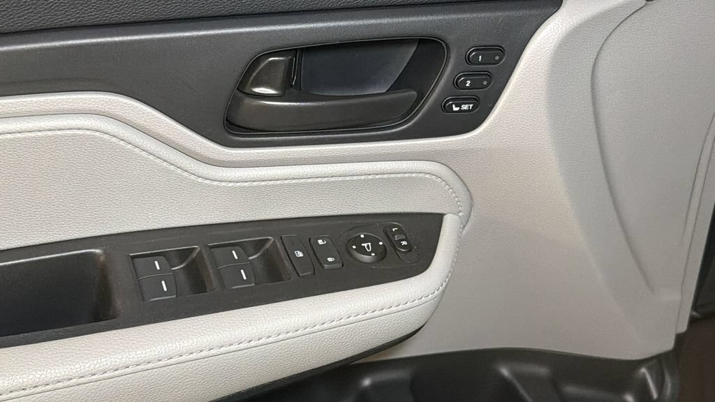 Used 2019 Honda Odyssey EX-L image 20