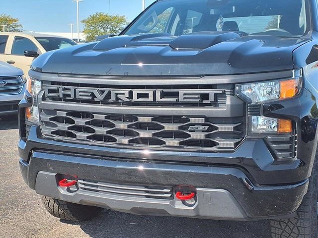 Used 2024 Chevrolet Silverado 1500 Custom Trail Boss w/ LPO, Dark Essentials Package image 20