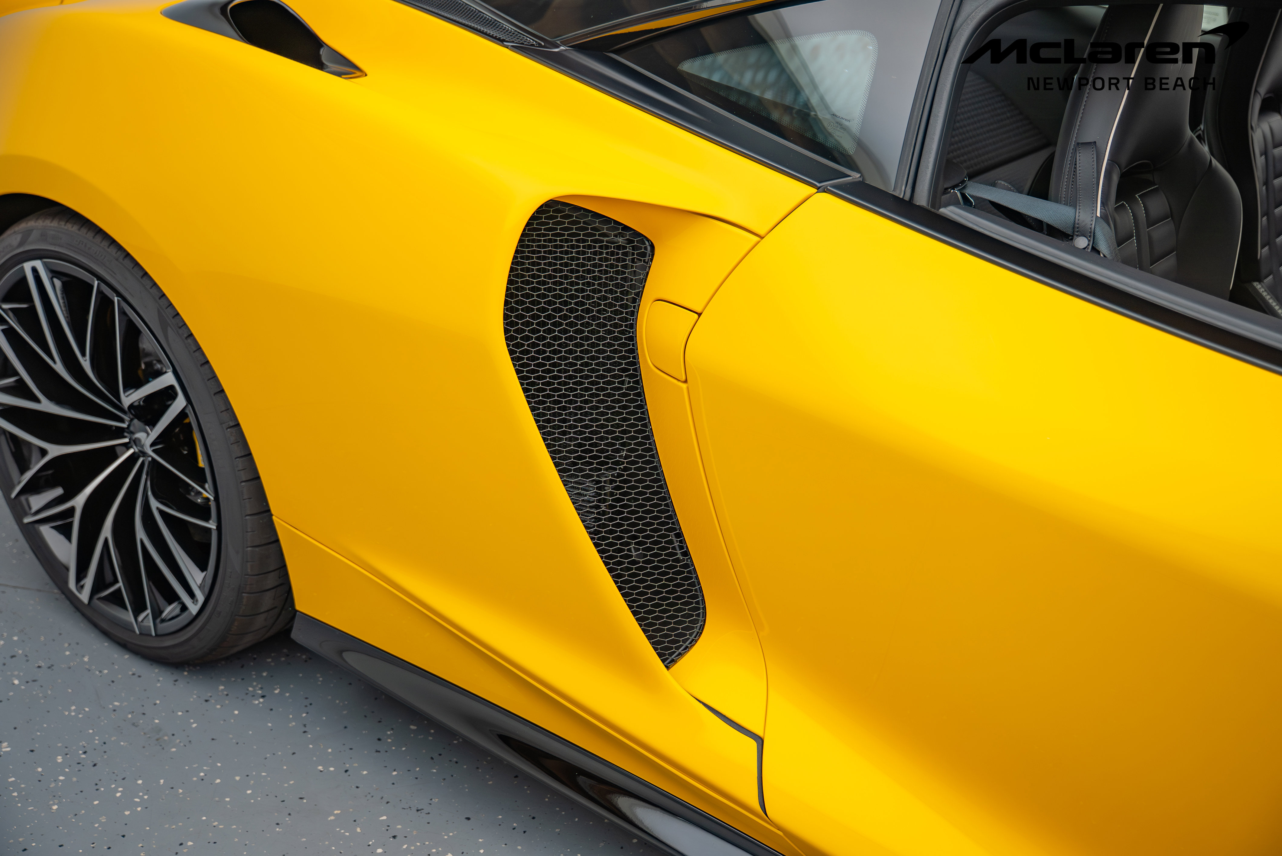 Used 2025 McLaren GTS image 5