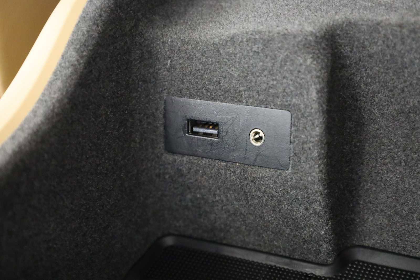 Used 2014 Porsche Cayenne AWD/4WD image 33