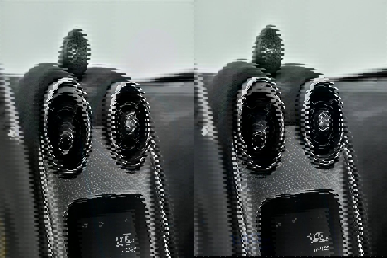 Used 2020 McLaren 600LT Spider image 41