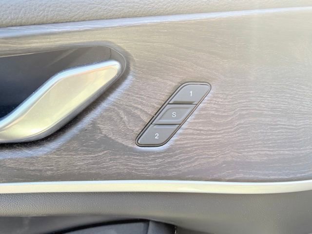 New 2026 Jeep Grand Cherokee Limited w/ Luxury Tech Group II image 14