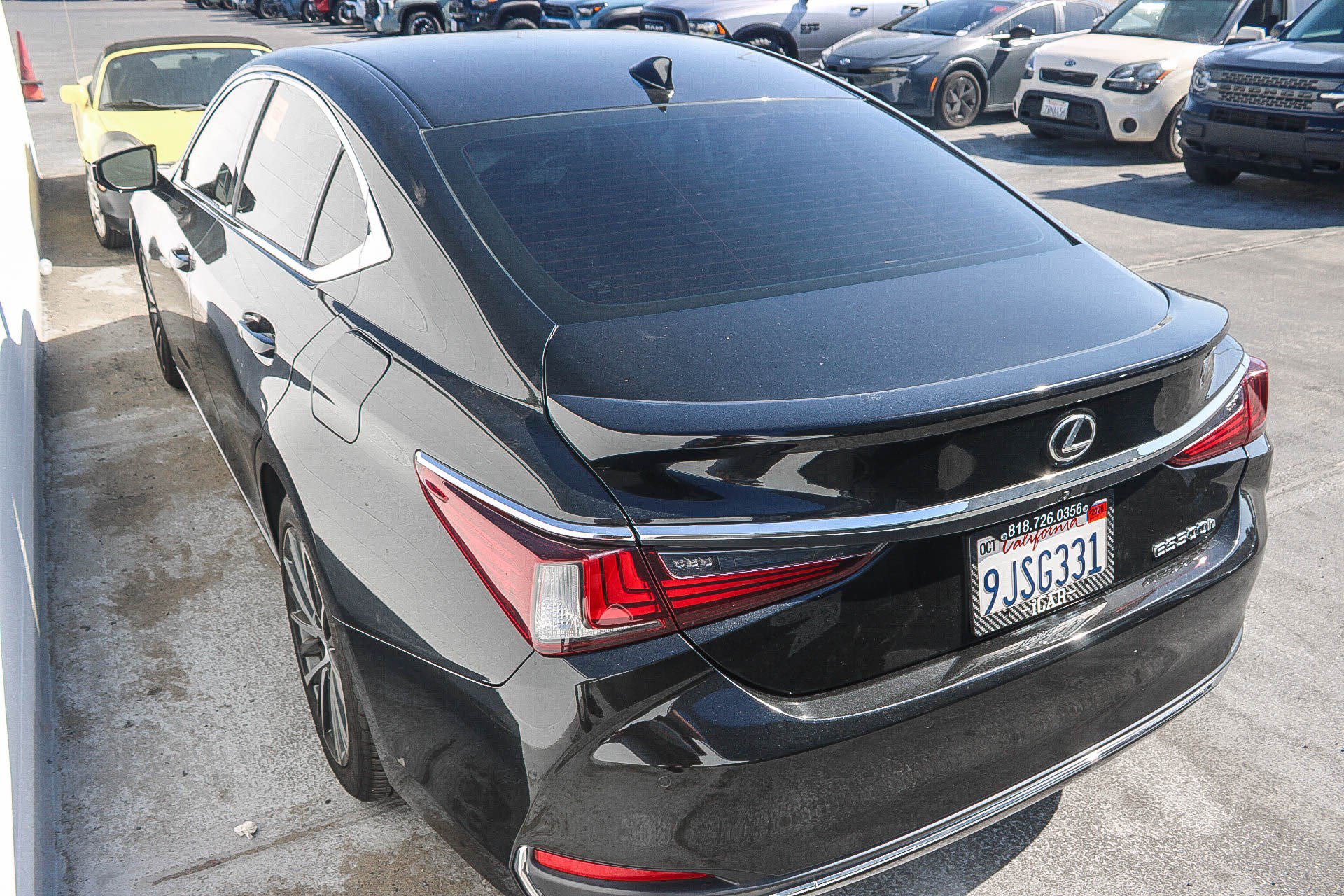Used 2024 Lexus ES 300h w/ Premium Package FWD image 12