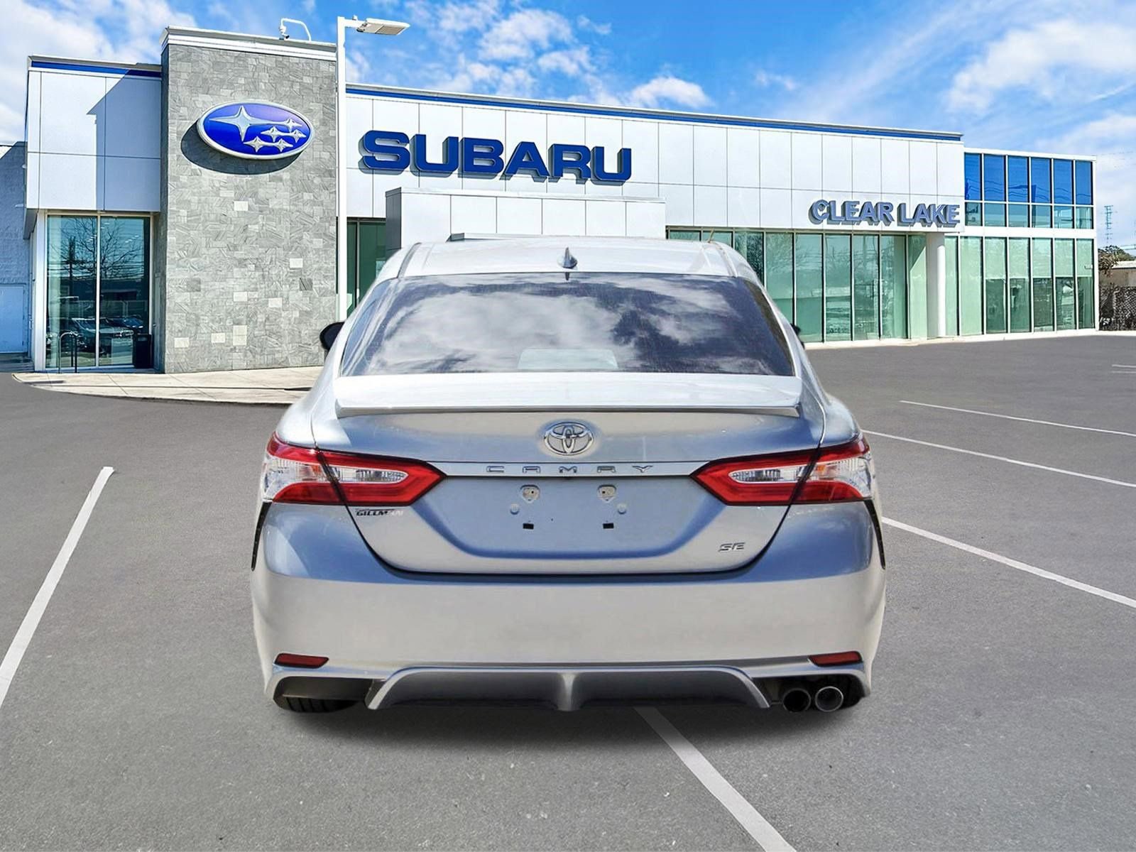 Used 2020 Toyota Camry SE image 5