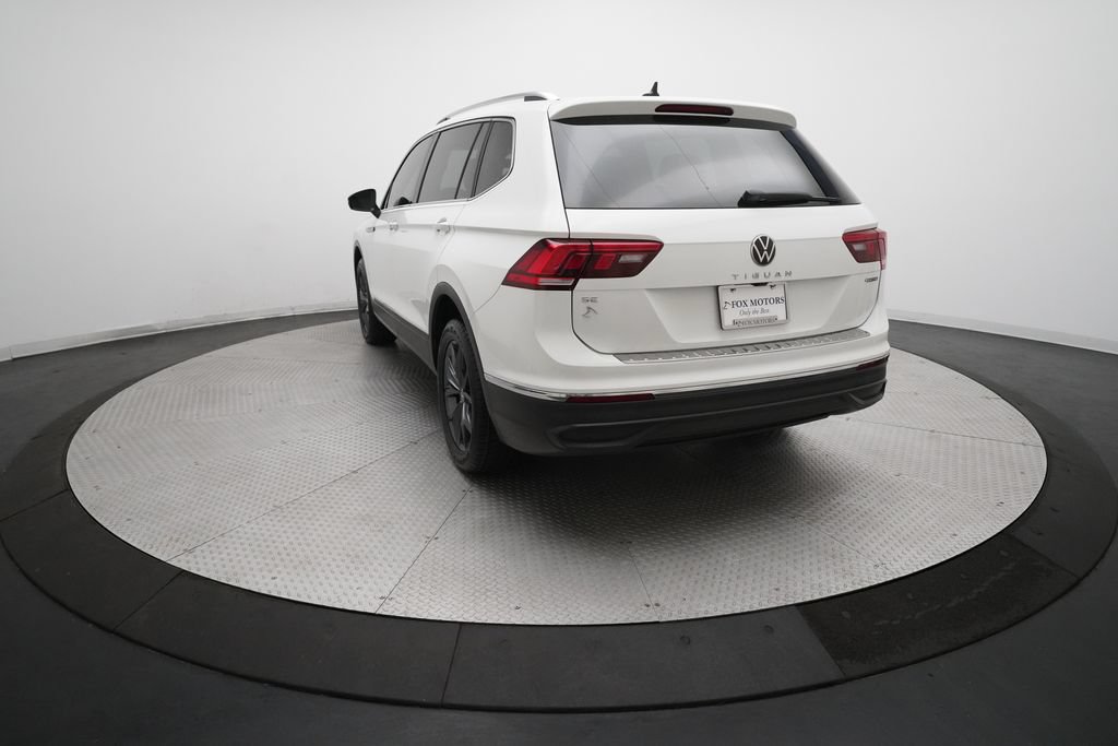 Used 2022 Volkswagen Tiguan SE AWD/4WD image 33