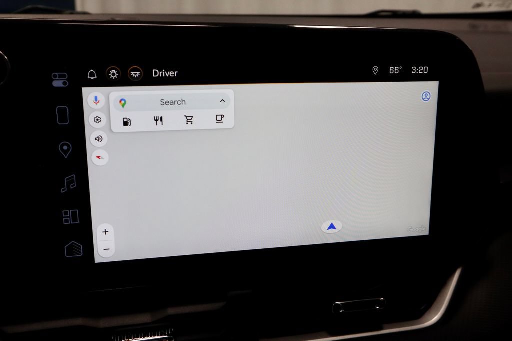 Used 2026 Chevrolet Equinox LT FWD image 3