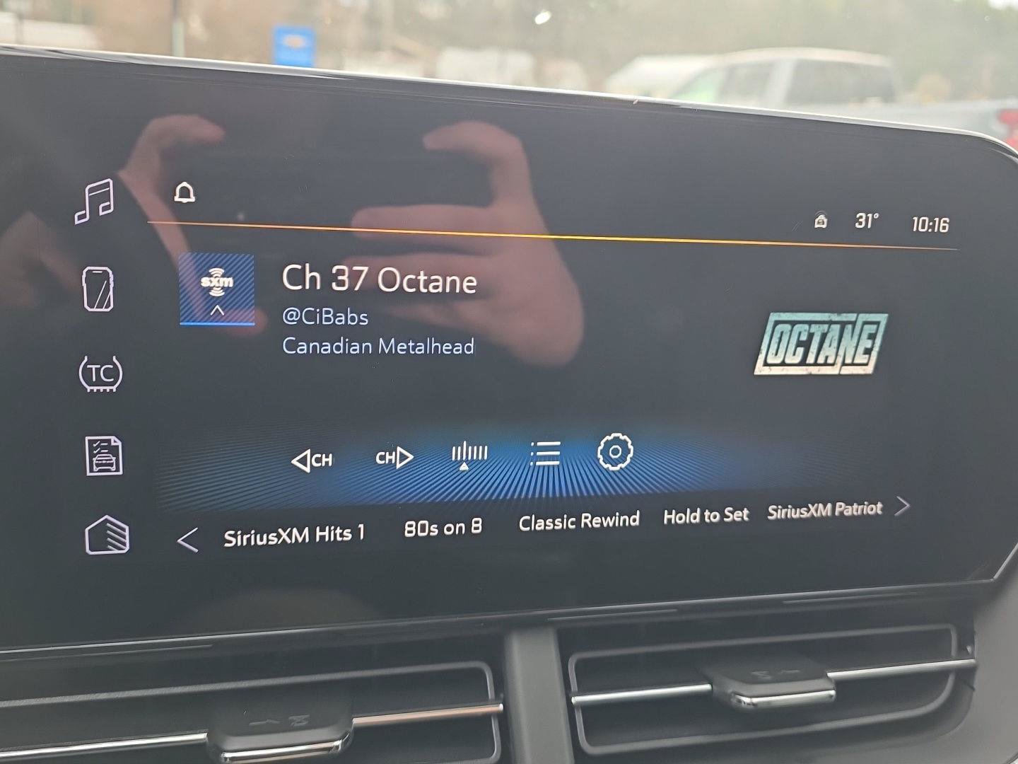 New 2026 Chevrolet Trax LT w/ Sunroof Package FWD image 12