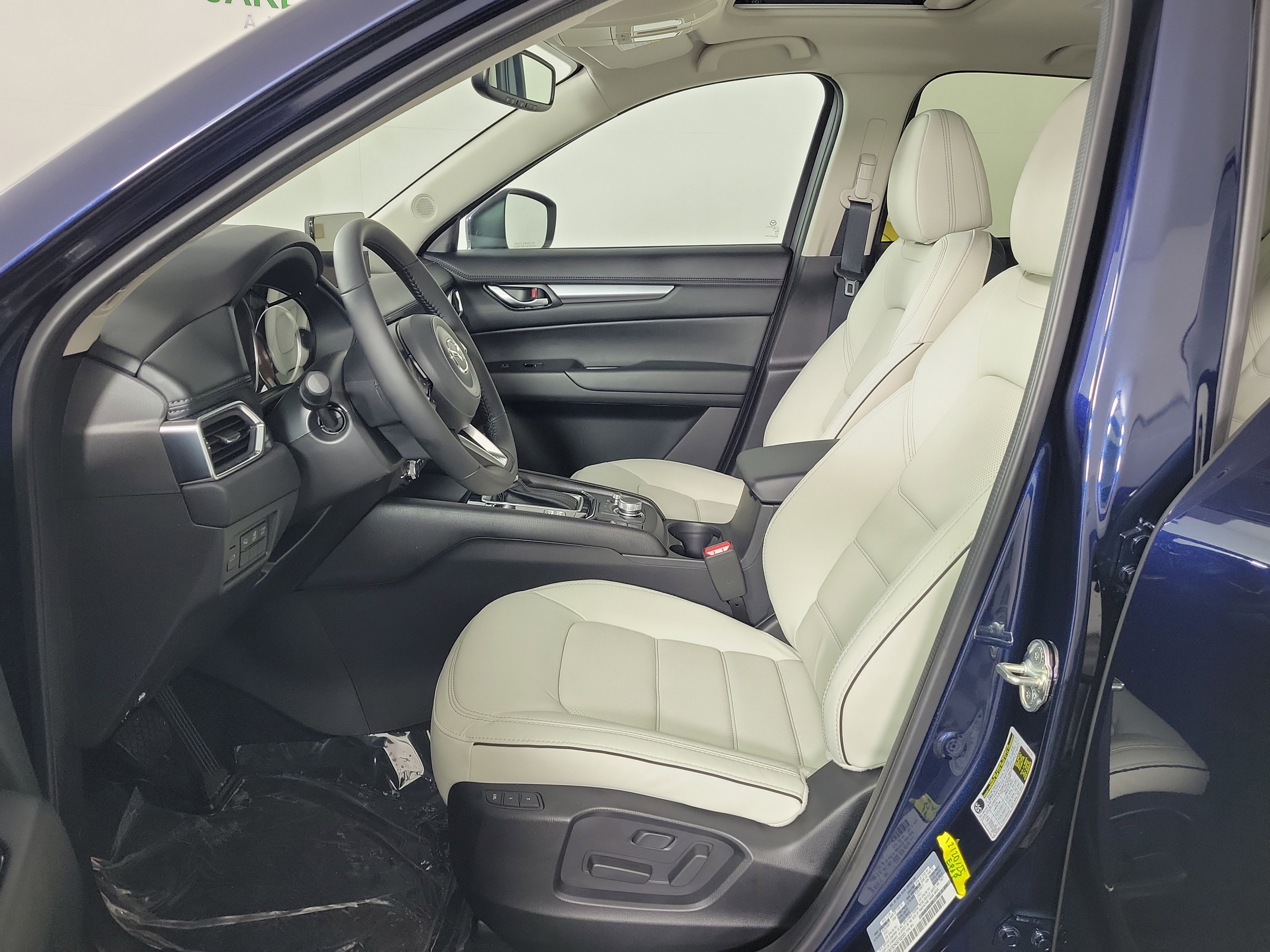 New 2025 MAZDA CX-5 AWD 2.5 S w/ Preferred Package image 11