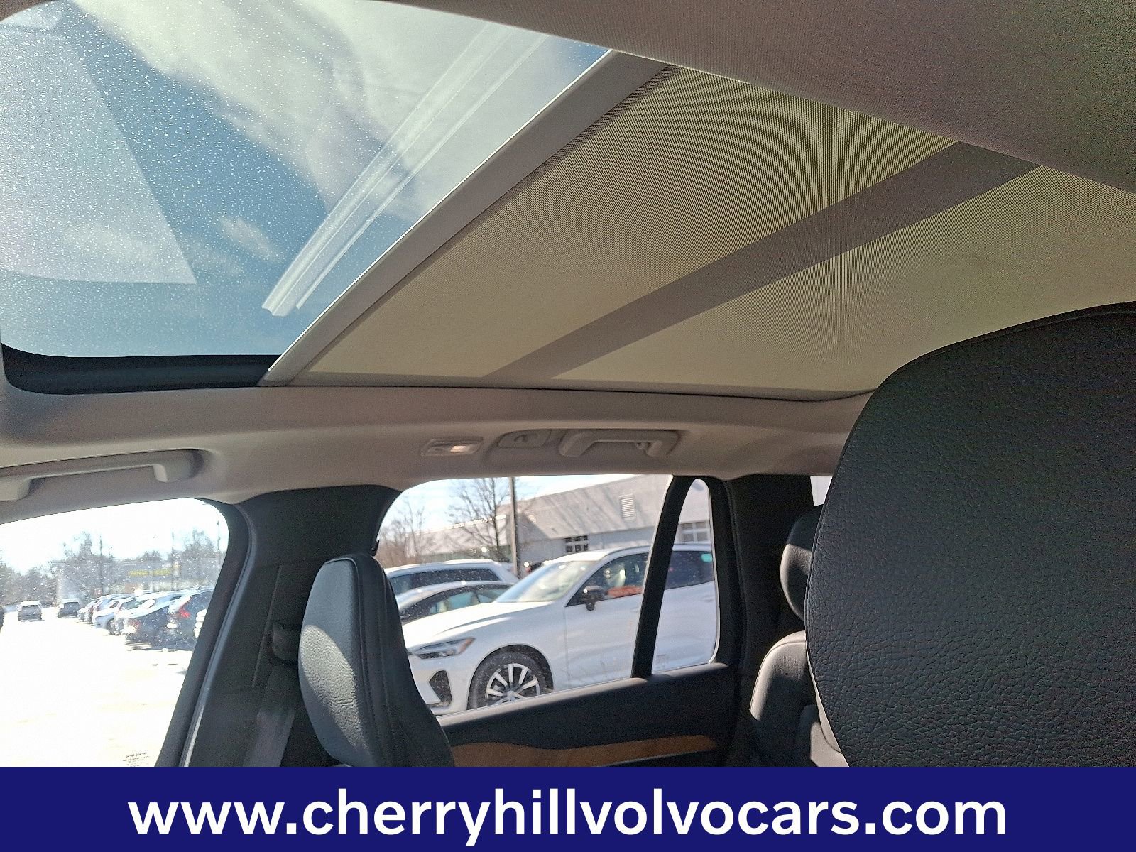 Certified 2024 Volvo XC90 B6 Plus w/ Protection Package Premier image 15