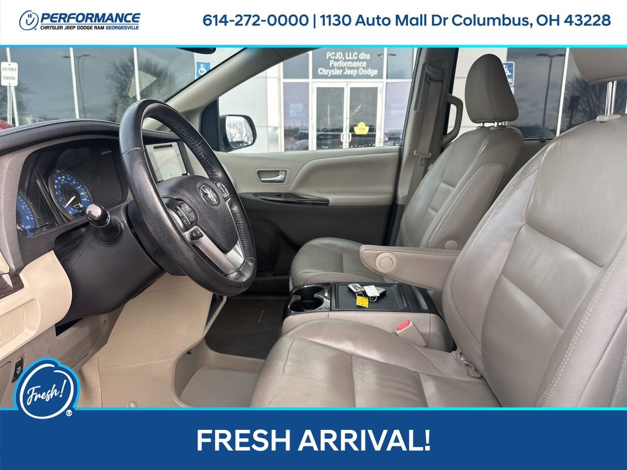 Used 2015 Toyota Sienna XLE w/ XLE Navigation Package image 15