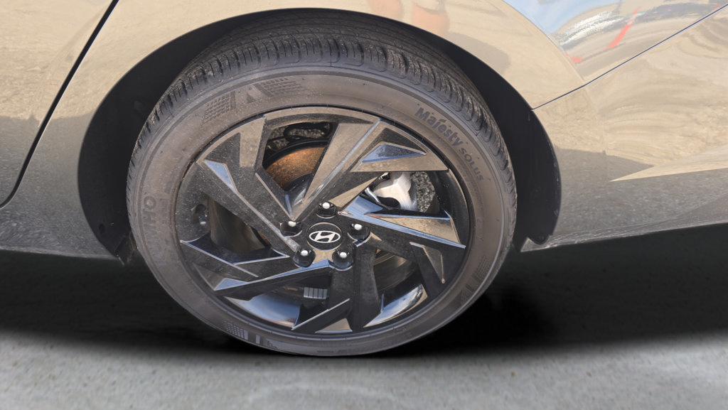 Certified 2026 Hyundai Elantra Sport FWD image 28