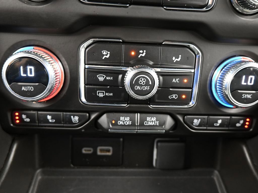 Used 2023 GMC Yukon SLT image 26