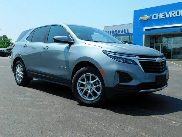 Used 2024 Chevrolet Equinox LT image 2