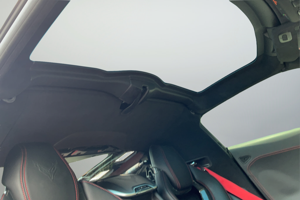 Certified 2020 Chevrolet Corvette Stingray Premium Cpe w/ 3LT Preferred Equipment Group RWD image 18