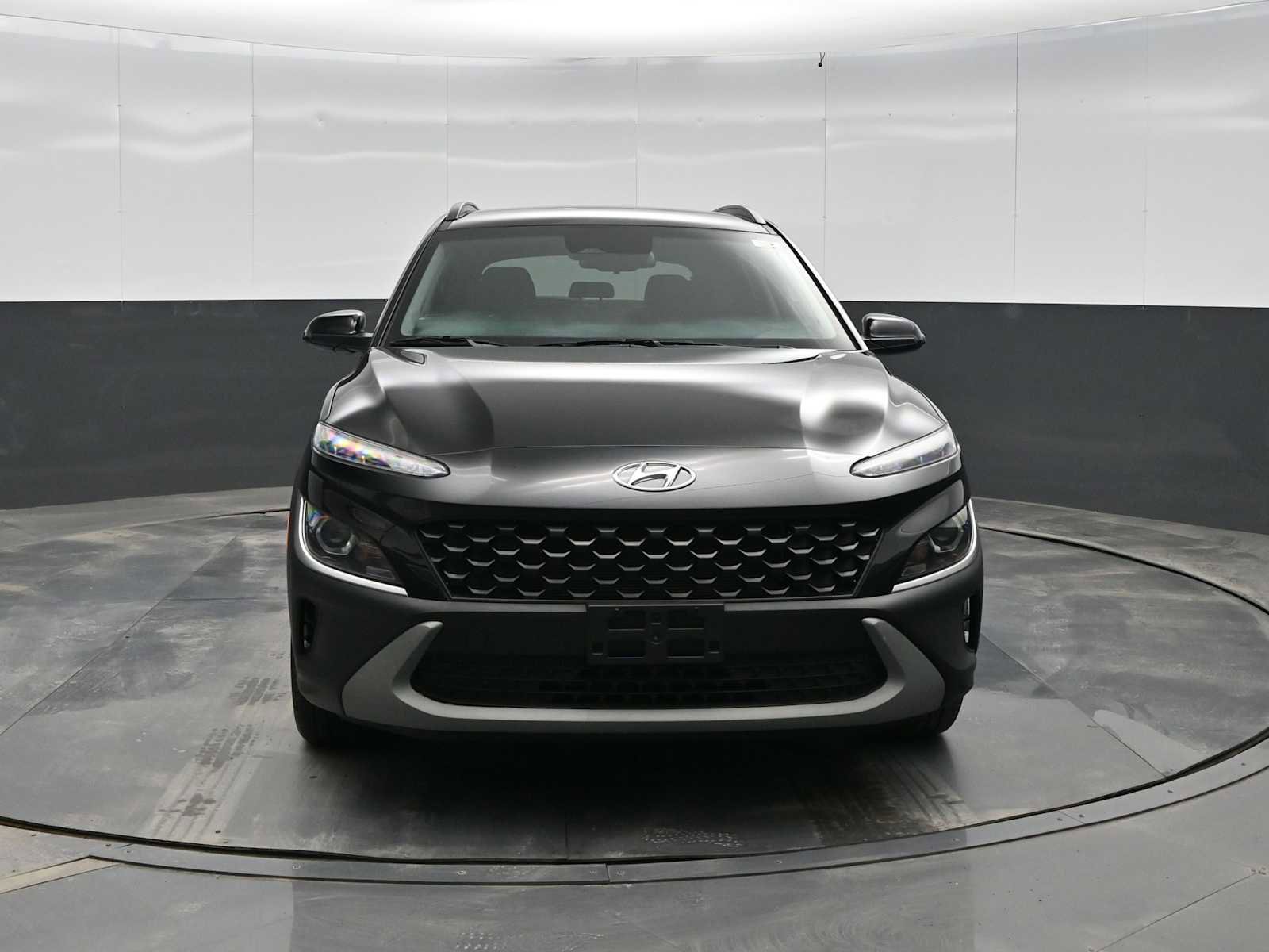 Used 2023 Hyundai Kona SEL image 4