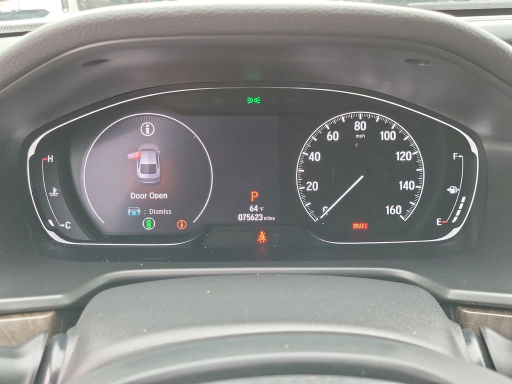 Used 2018 Honda Accord Touring image 3