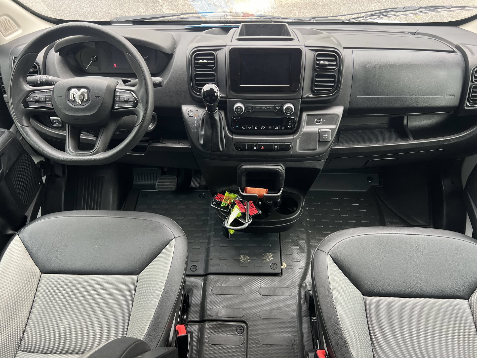 Used 2025 RAM ProMaster 2500 w/ Convenience Group FWD image 6