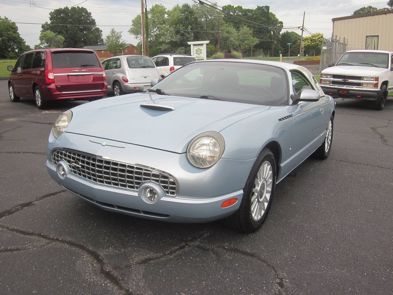 Used 2004 Ford Thunderbird RWD image 2