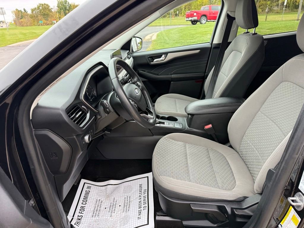 Certified 2021 Ford Escape SE w/ Cold Weather Package image 19