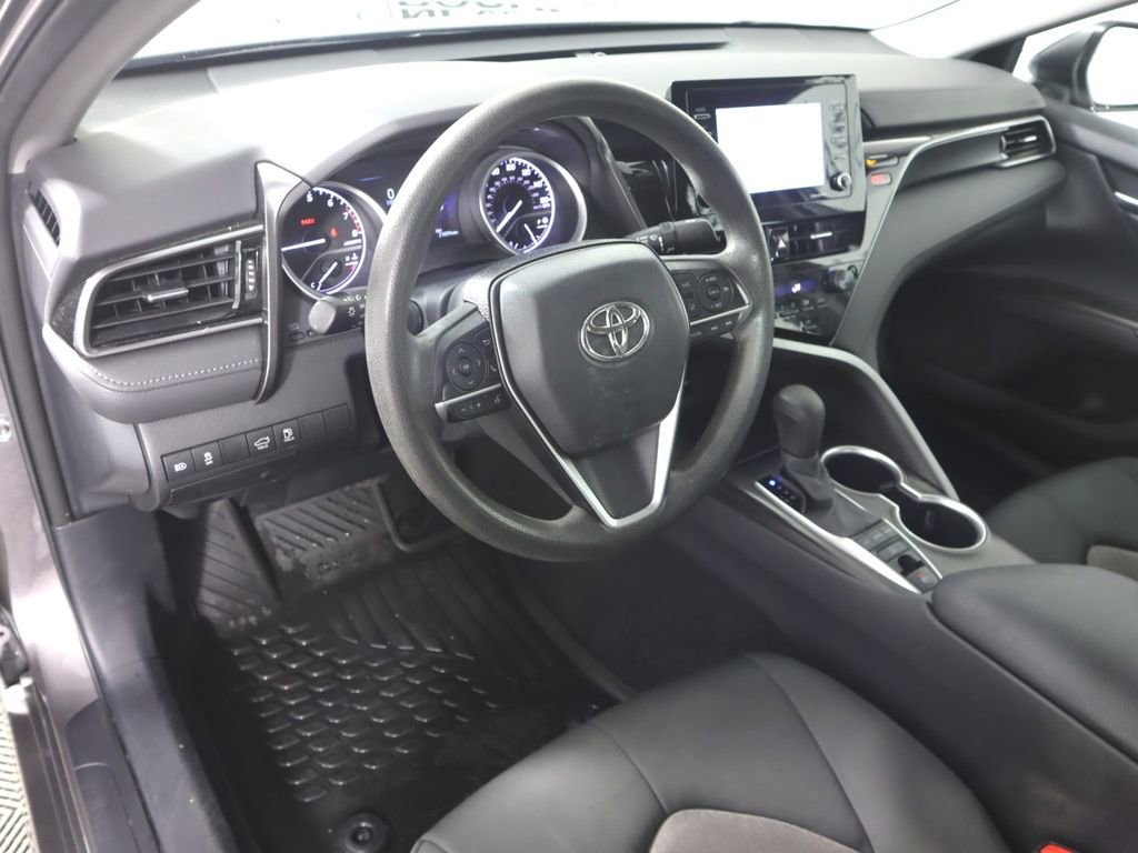Used 2023 Toyota Camry LE image 10
