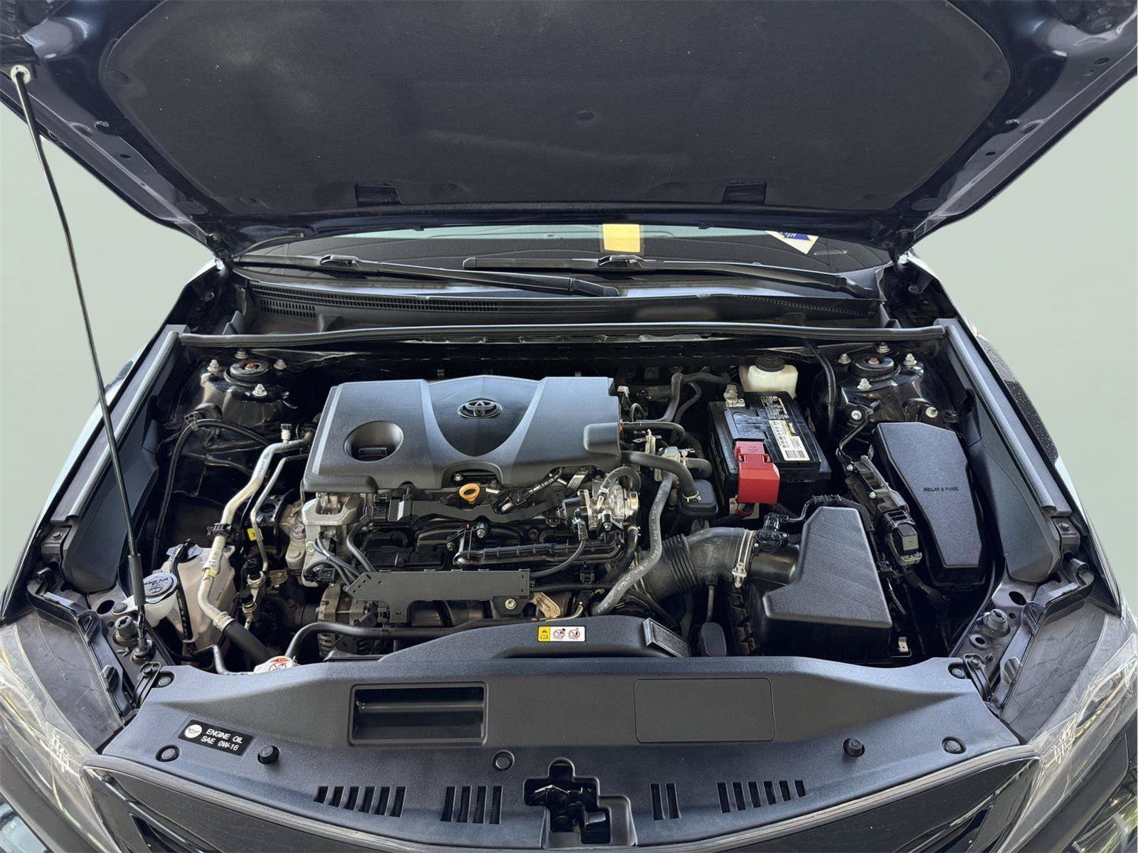Used 2022 Toyota Camry SE FWD image 25
