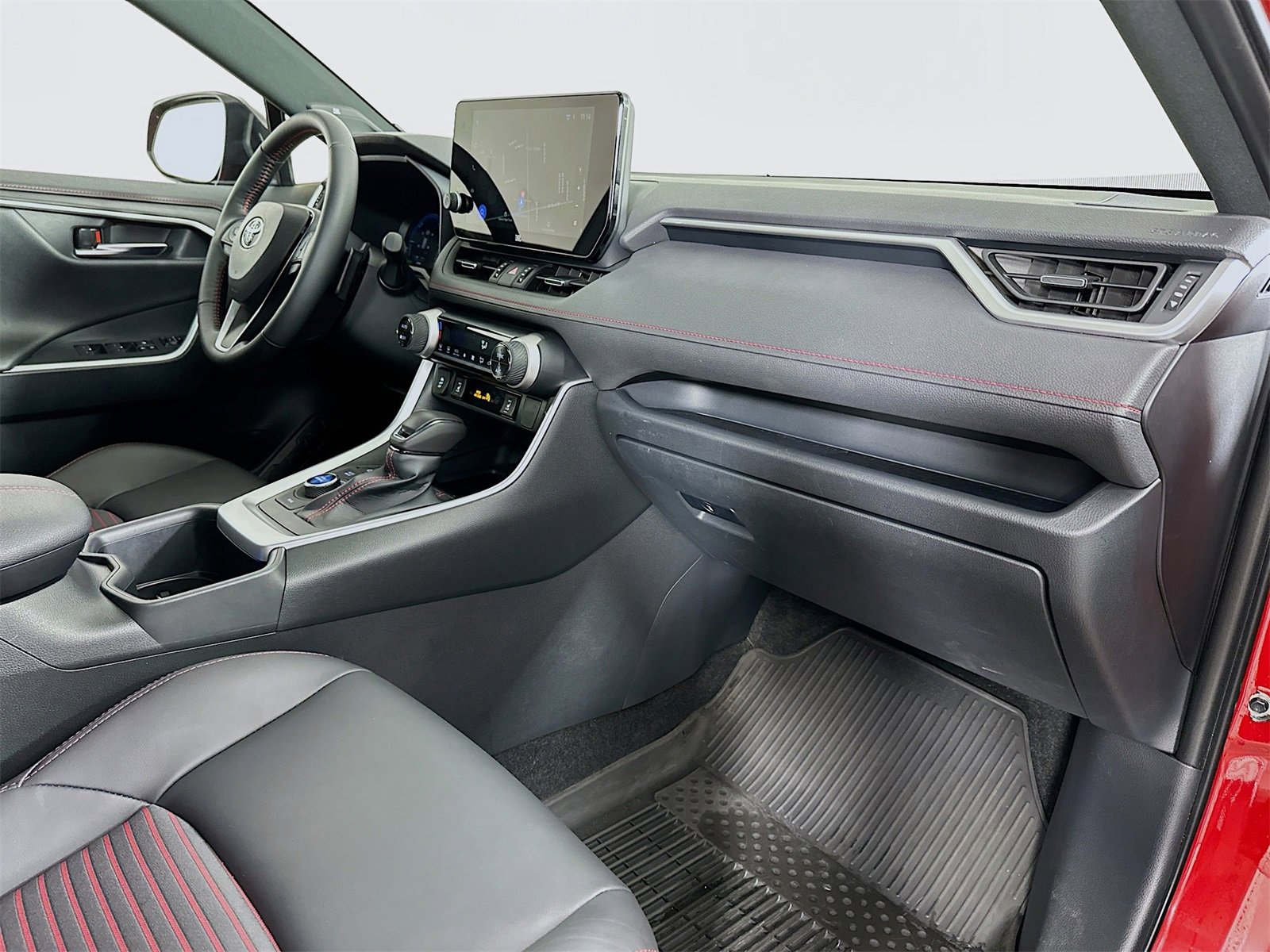 Certified 2025 Toyota RAV4 XSE w/ Weather Package image 31