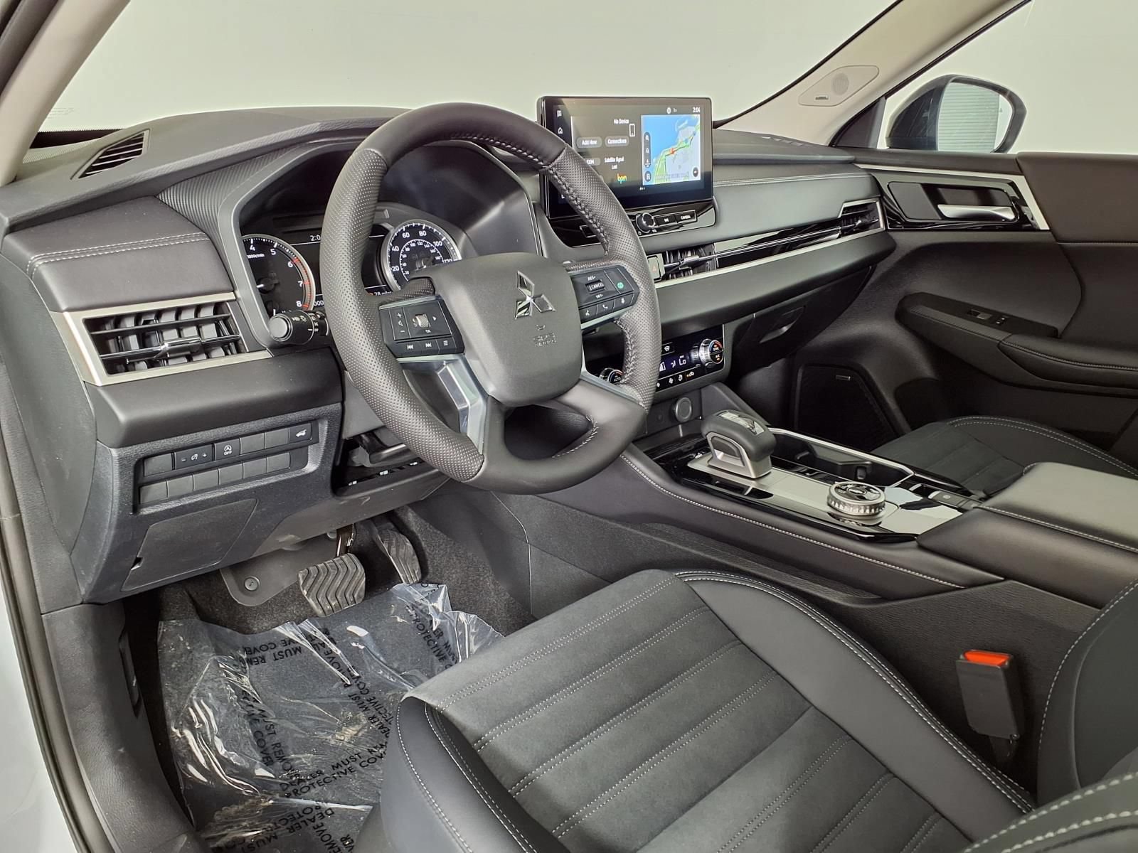 New 2026 Mitsubishi Outlander AWD image 15