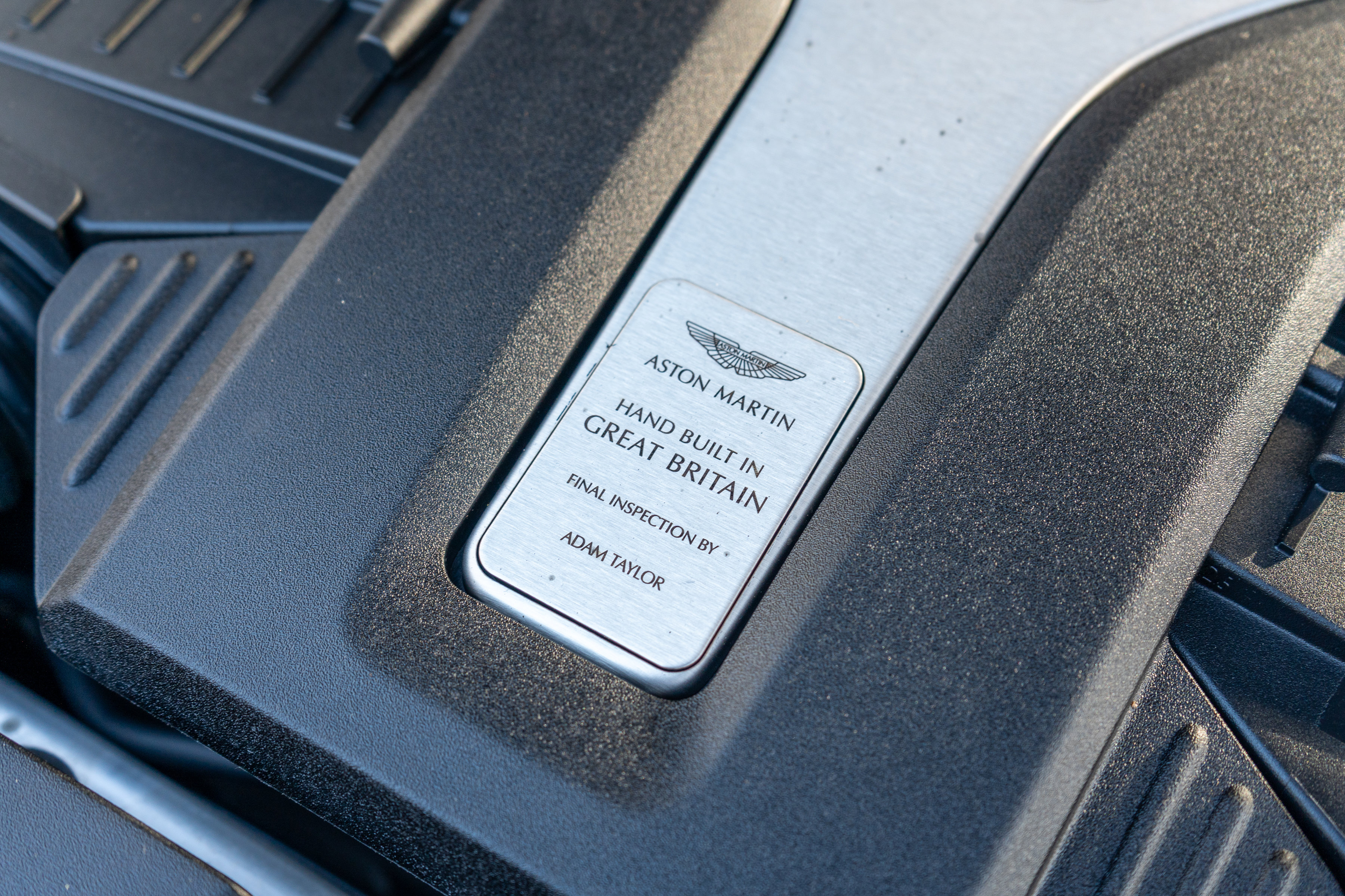 Used 2022 Aston Martin DBX image 43