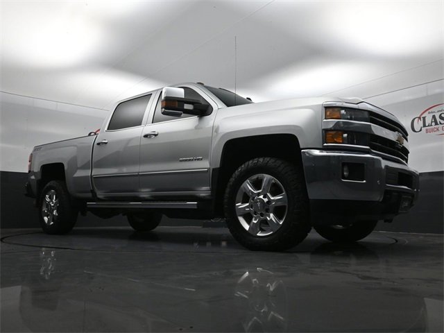 Used 2019 Chevrolet Silverado 2500 LTZ w/ Duramax Plus Package image 26