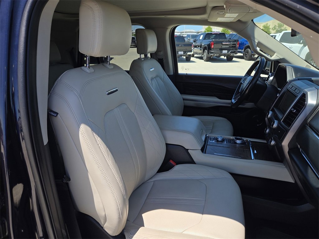 Used 2021 Ford Expedition Platinum image 27