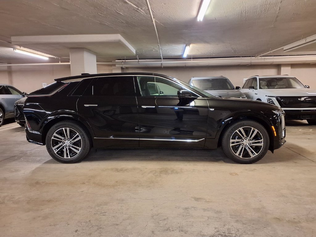 New 2027 Cadillac Lyriq Premium Luxury RWD image 4