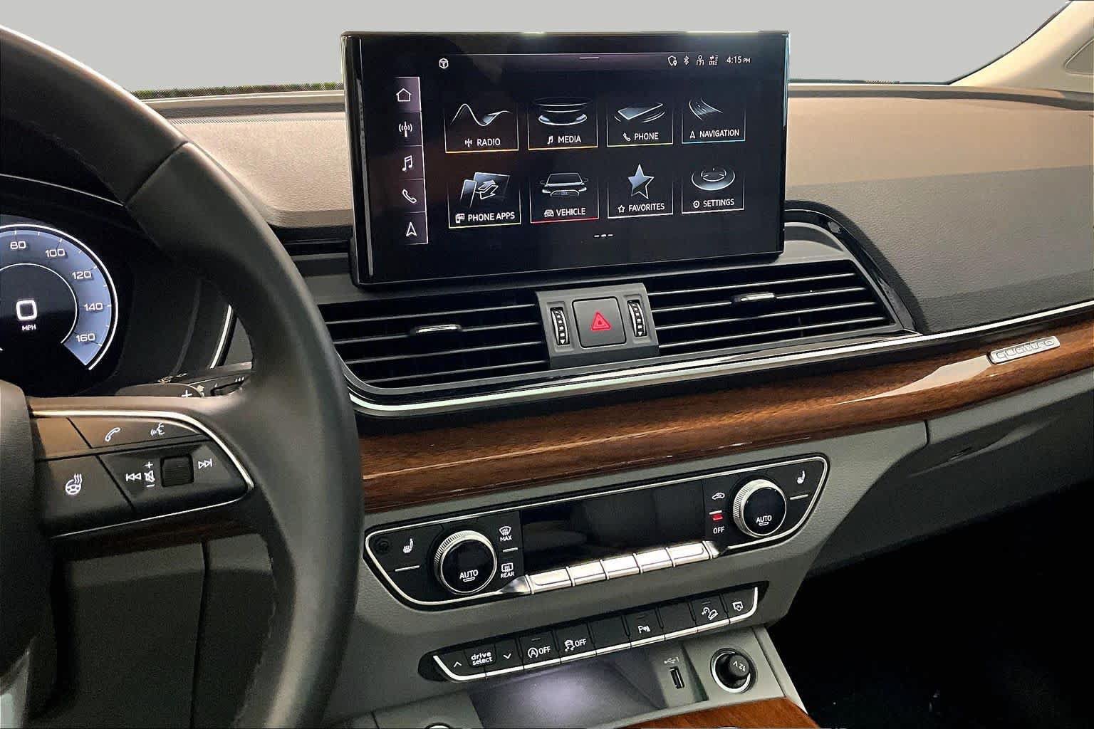 Used 2023 Audi Q5 2.0T Premium Plus w/ Premium Plus Package AWD/4WD image 7