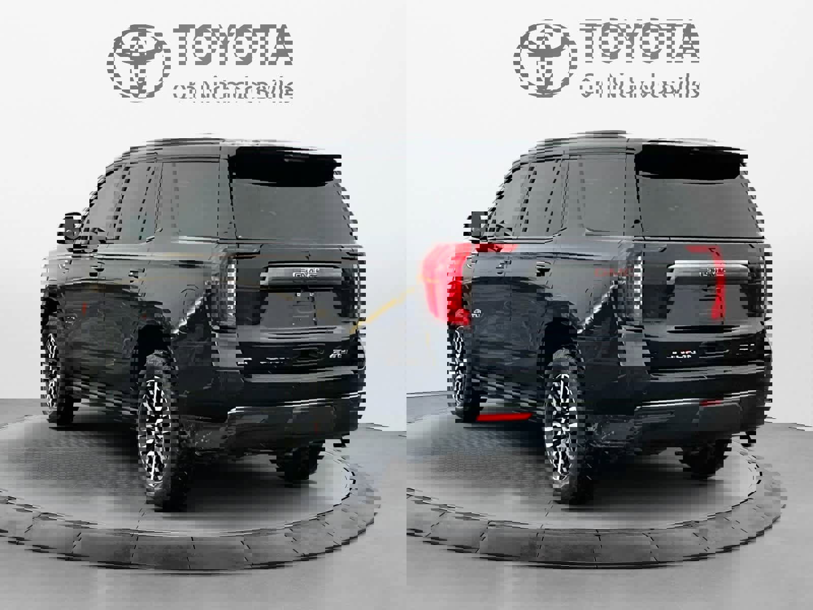 Used 2021 GMC Yukon AT4 w/ AT4 Premium Package image 4