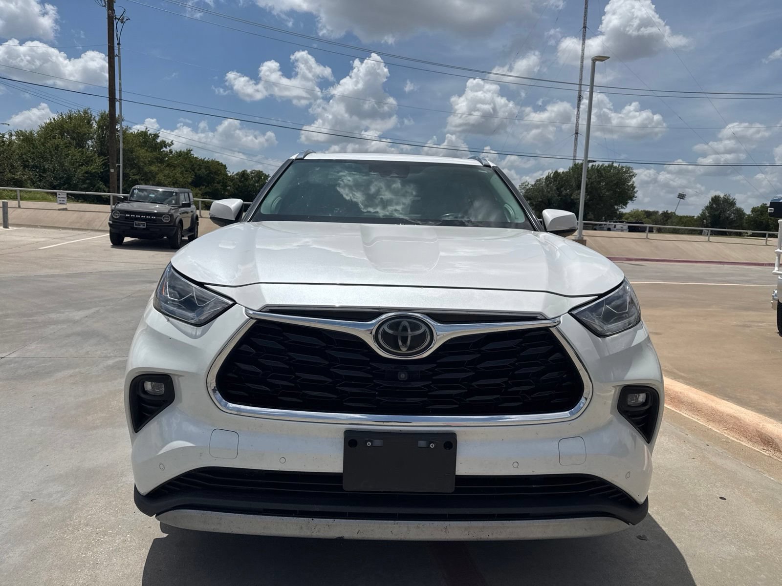 Used 2020 Toyota Highlander Platinum AWD/4WD image 8